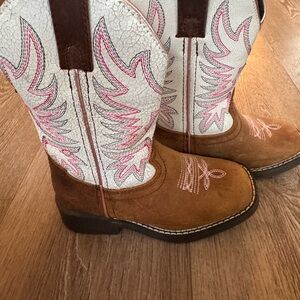 Shyanne Brown and White Boots with Pink Stitching